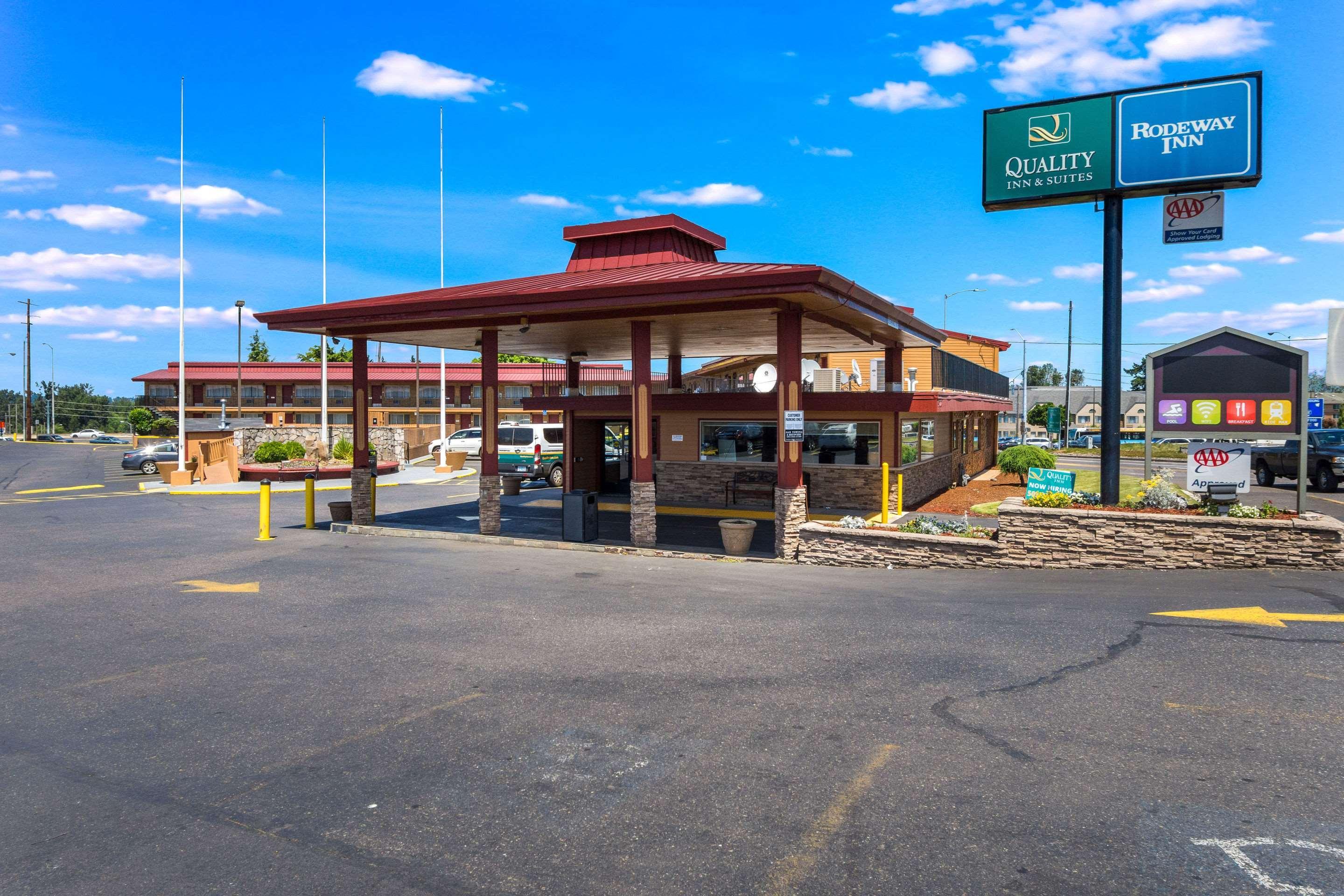 Rodeway Inn Portland Airport Exterior photo